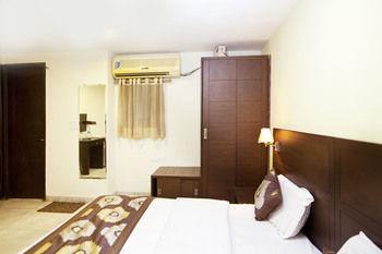 Oyo Rooms Malviya Nagar Market Neu-Delhi Exterior foto
